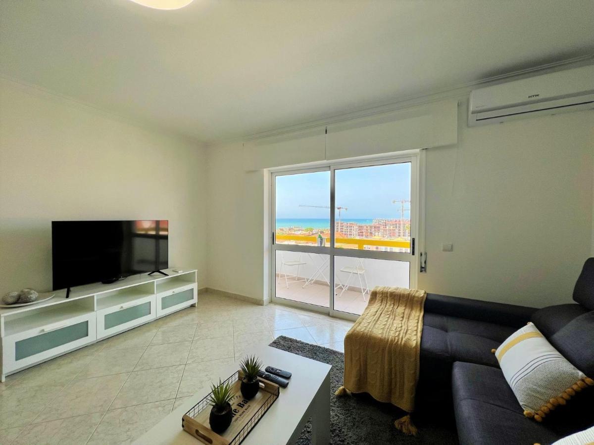 Apartment Panoramic View By Homing *